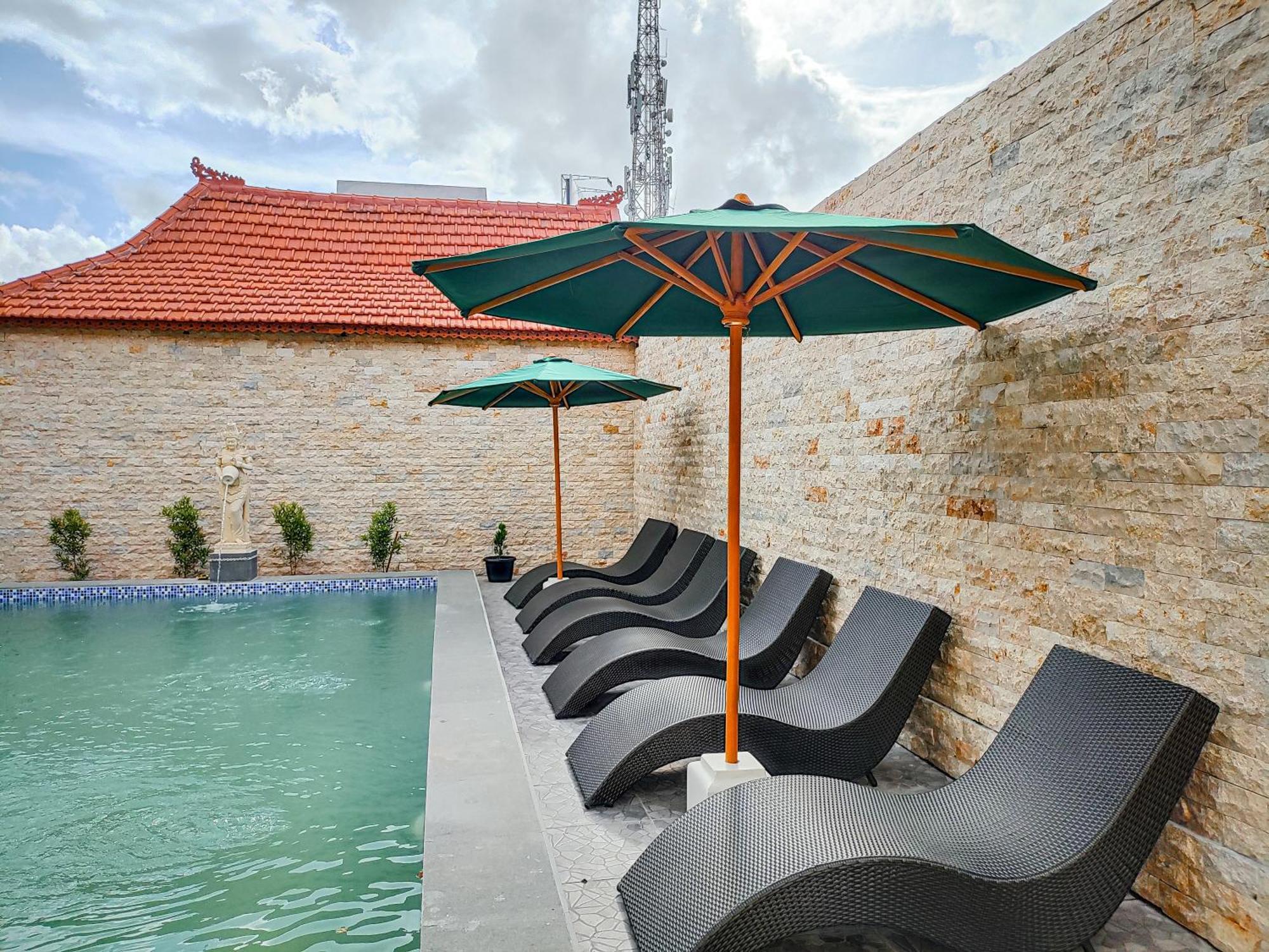 Uli Wood Villa, Jimbaran Bali - Near Gwk Εξωτερικό φωτογραφία