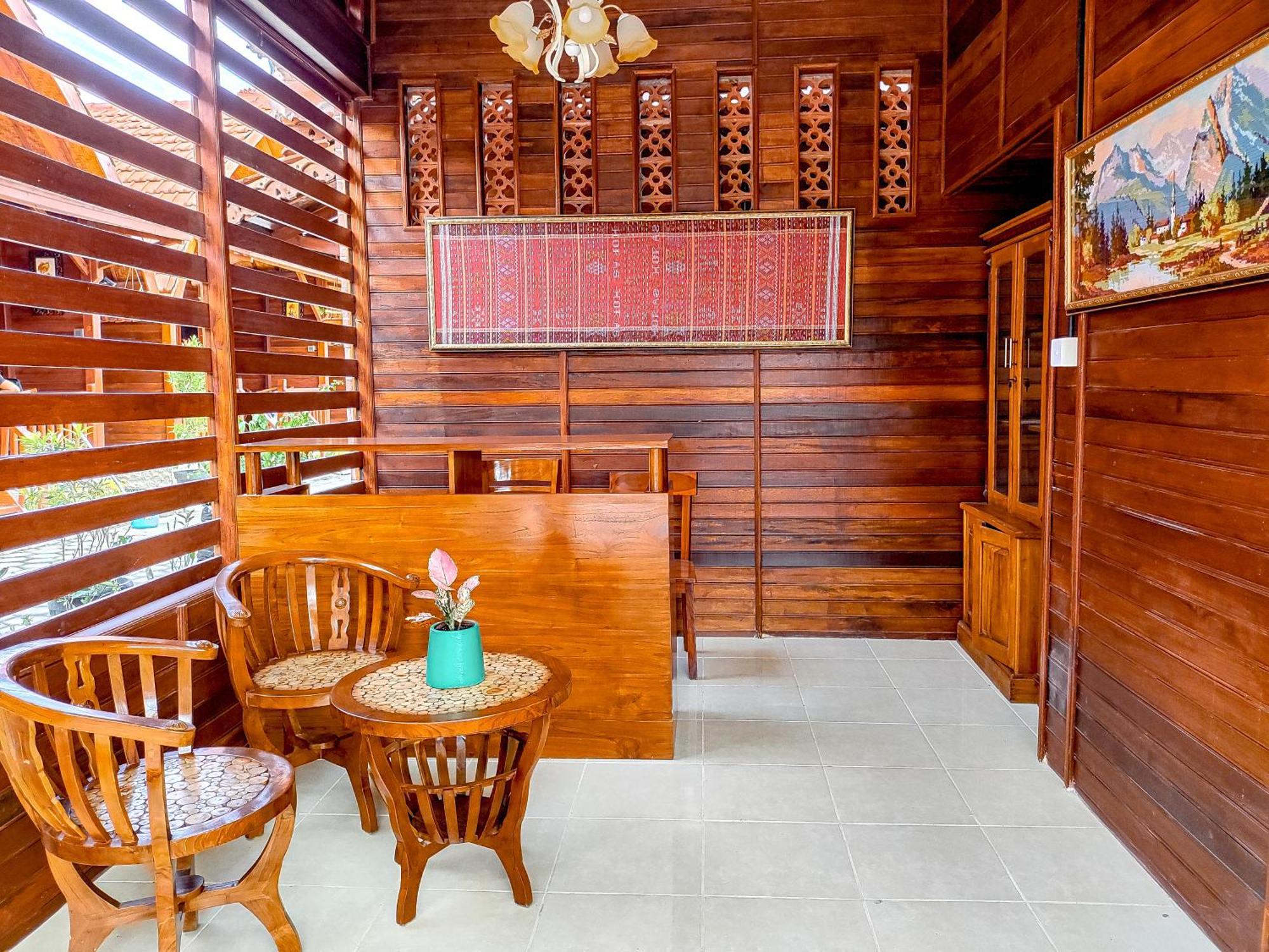Uli Wood Villa, Jimbaran Bali - Near Gwk Εξωτερικό φωτογραφία