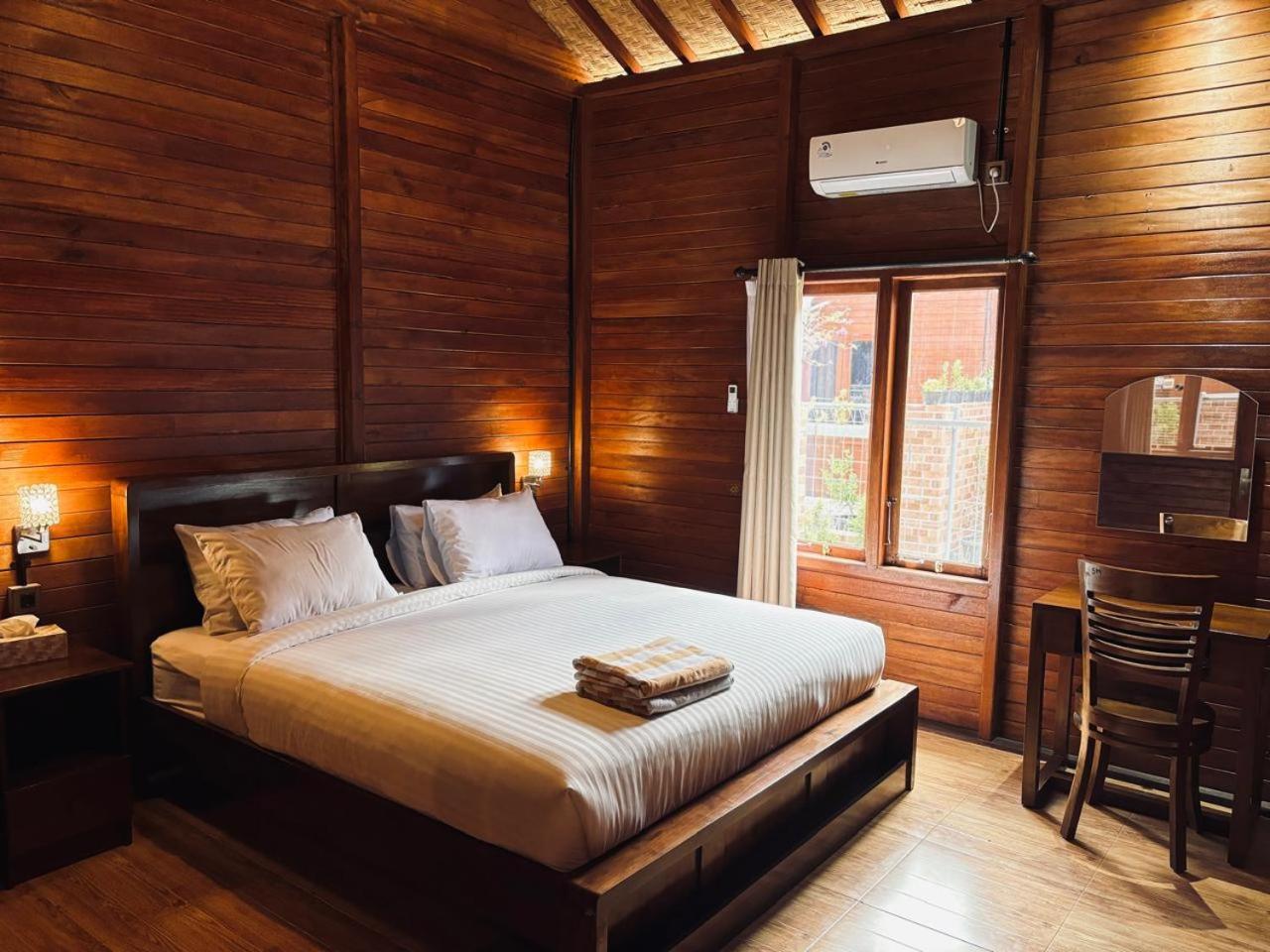 Uli Wood Villa, Jimbaran Bali - Near Gwk Εξωτερικό φωτογραφία