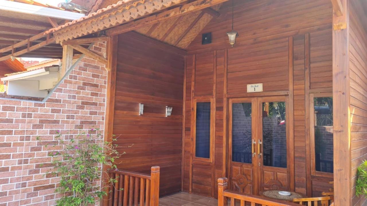 Uli Wood Villa, Jimbaran Bali - Near Gwk Εξωτερικό φωτογραφία