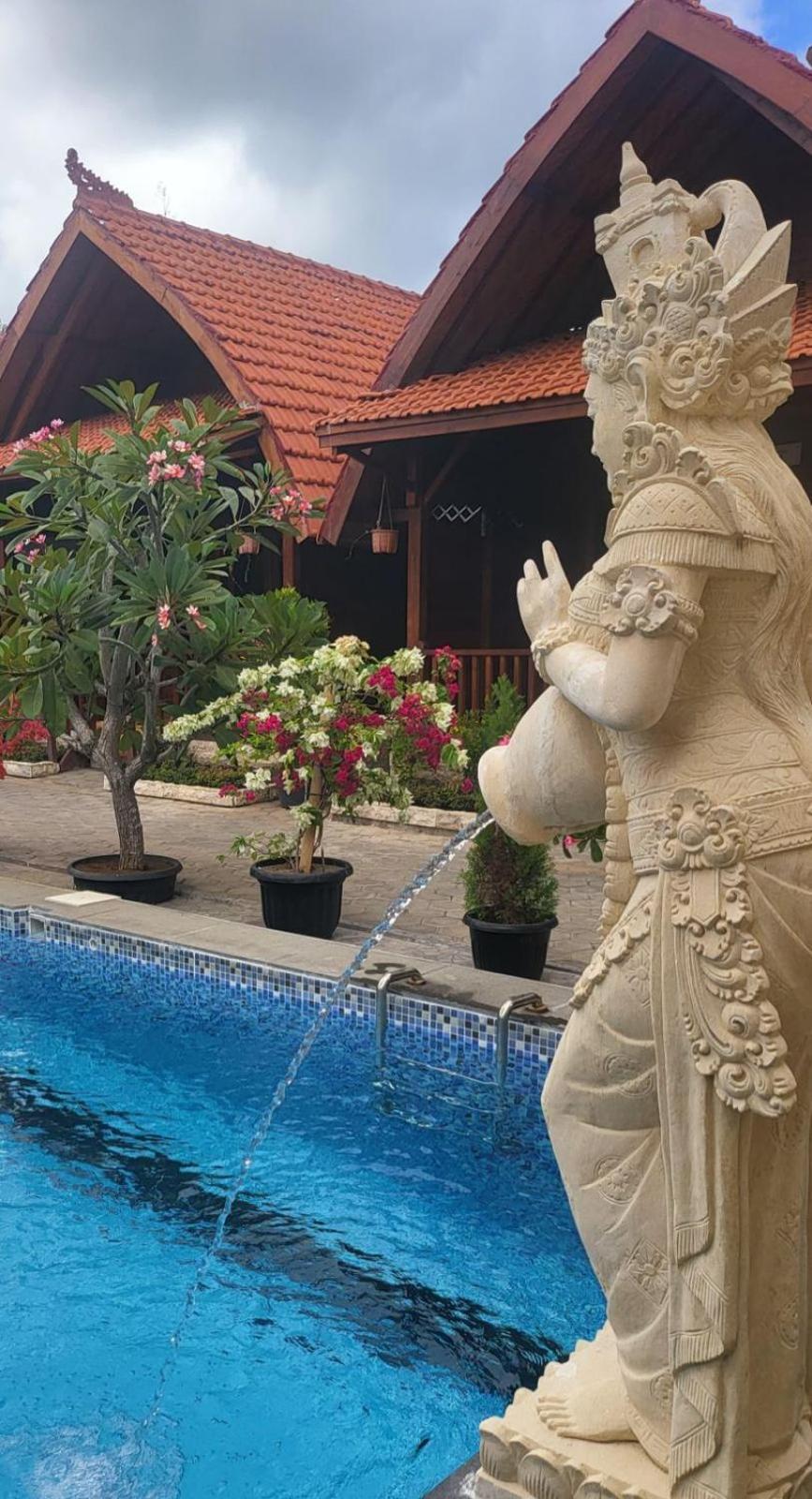 Uli Wood Villa, Jimbaran Bali - Near Gwk Εξωτερικό φωτογραφία
